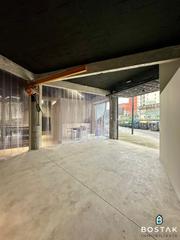Fabrikhalle in La Peña. Estudiotaller en venta en bilbao la vieja, zona muelle urazurrut