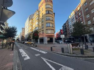 Appartement à Abandoibarra - Guggenheim. Piso en venta en ensanche de bilbao, 222 metros oportunidad, inf