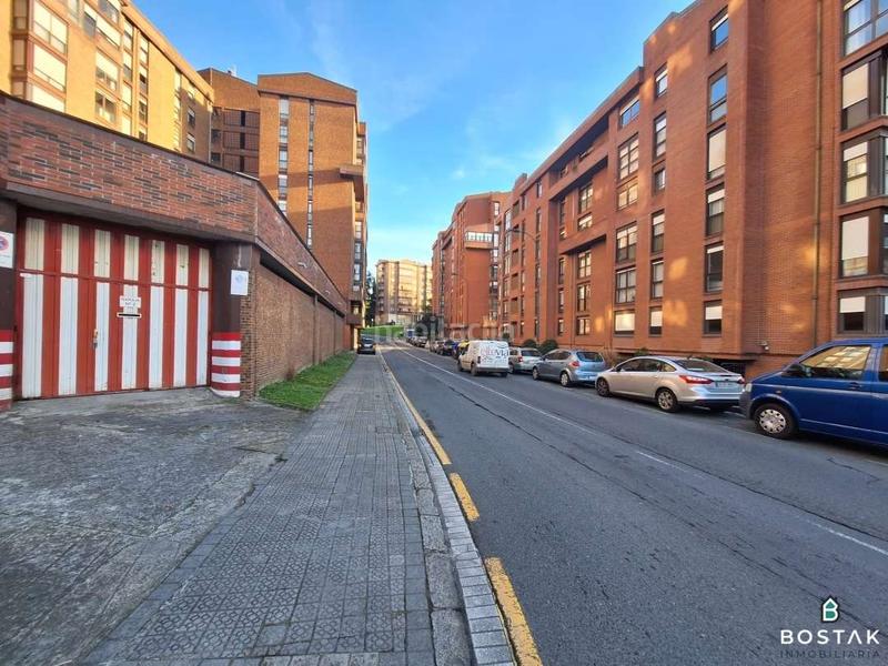 Foto 150d50c7-c6af-4c65-8b63-13d82f2f6f22. Parking coche parcela de garaje en parroco ugaz en Bilbao