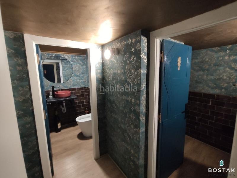 Foto 7649c96b-0ee6-461b-9db6-ba753a7e4bec. Alquiler local comercial local de hostelería en alquiler en abando, zona mazarredo, salida de humos en Bilbao