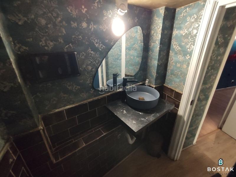 Foto 80a9fd45-154a-4dba-bbc7-43b22cd040b2. Alquiler local comercial local de hostelería en alquiler en abando, zona mazarredo, salida de humos en Bilbao