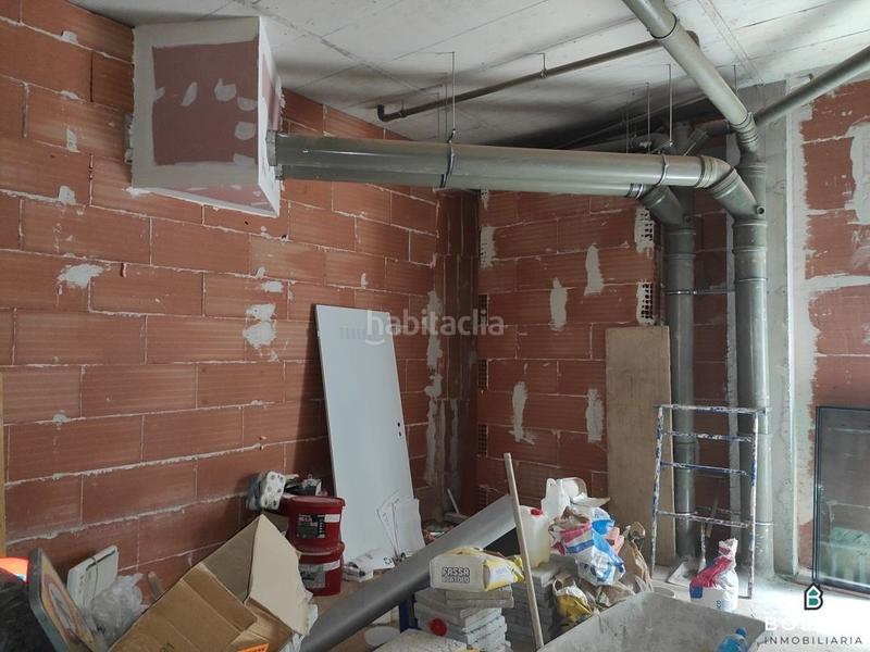 Foto cc1ca0aa-670c-4325-9909-a2b15bd2b5c9. Alquiler local comercial local alquiler en Zabala, reciente construcción en Bilbao