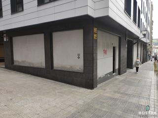 Location Local commercial à Zabala. Local alquiler en zabala, reciente construcción
