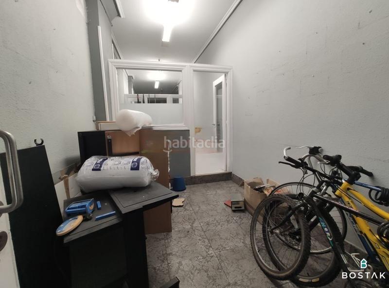 Foto c13b35b6-2c34-4ec8-b782-c59b0648c486. Locale commerciale in Zabalburu Bilbao