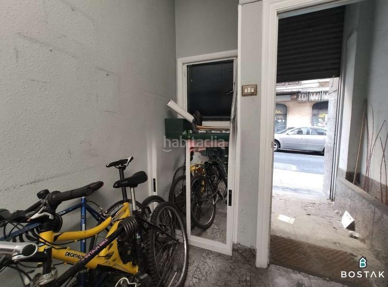 Foto da0a711d-827c-4d91-ae8a-8561545754c6. Locale commerciale in Zabalburu Bilbao