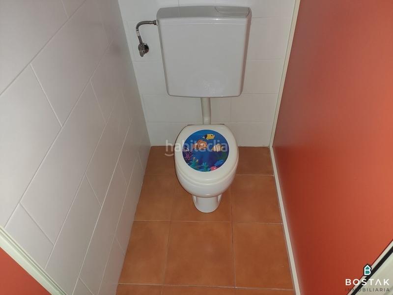 Foto 743fd73e-ff35-4210-928e-519c2a5cac95. Lloguer local comercial a San Adrián Bilbao