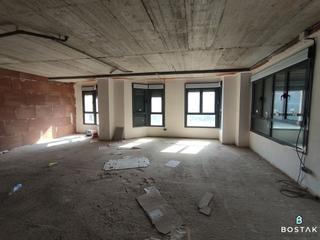 Location Local commercial à Bilbao La Vieja. Local en alquiler de nueva construcción en bilbao la vieja, junt