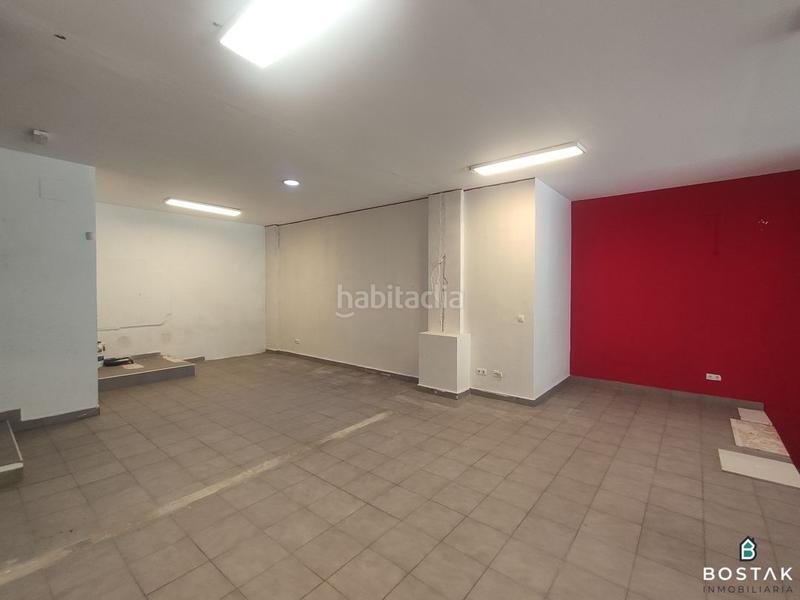 Foto 8b609d23-0c4c-46e4-9089-910ebde76921. Alquiler local comercial local en alquiler en miribilla, buen estado en Bilbao