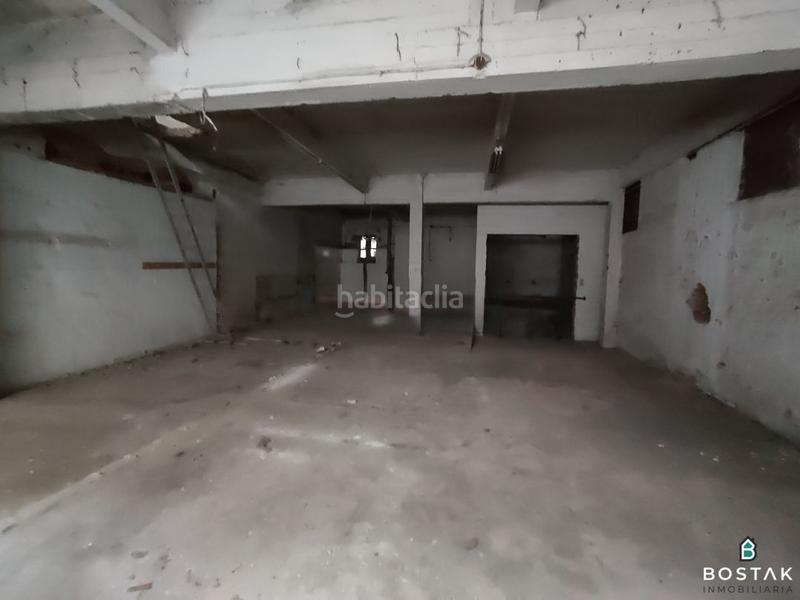 Foto ef0225e5-379f-4d60-a9b9-04a1a6245d82. Local comercial a Atxuri Bilbao