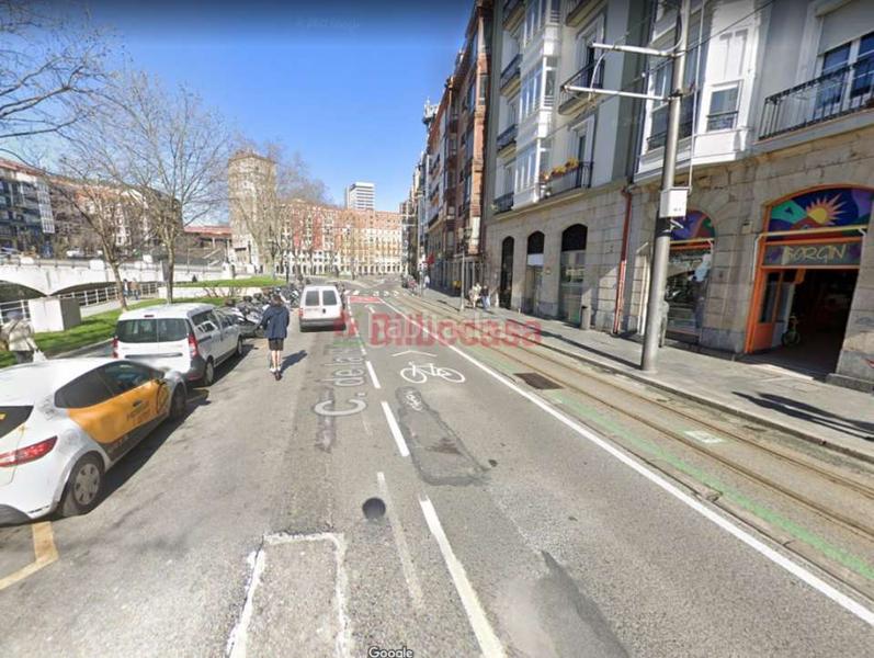 Foto cd933c87-cd85-41a1-a5f6-ef29a575b84e. Local comercial a Casco Viejo Bilbao
