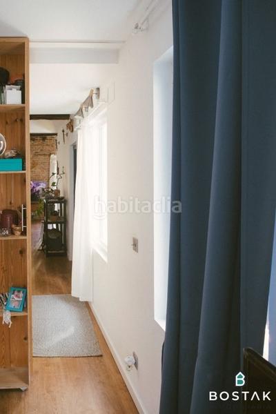 Foto 079a1d46-9690-431f-8126-7a8d59686823. Piso  en venta la vieja, plaza 3 pilares, recién reformado en Bilbao