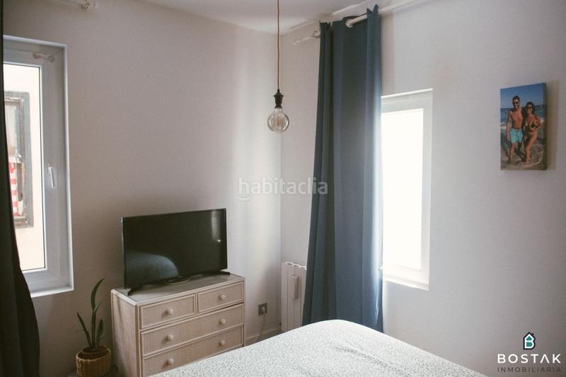 Foto e3d3bba2-1e13-4b52-a80d-c9de36dcf7ac. Piso  en venta la vieja, plaza 3 pilares, recién reformado en Bilbao