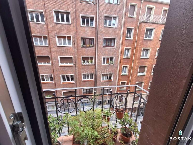 Foto ab6b4bc6-c05d-4cc7-a5dd-1990971bf9be. Appartement avec chauffage dans Iturralde Bilbao