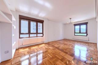 Appartement  Lezamako trenbide zaharreko bidea. Piso en venta junto al parque de etxebarria con garaje y traster