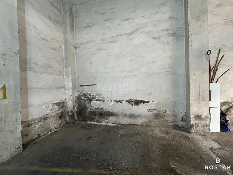 Foto db1c16fe-629a-4356-bade-b09eb619bdc1. Posto auto in Barrio de Uribarri Bilbao