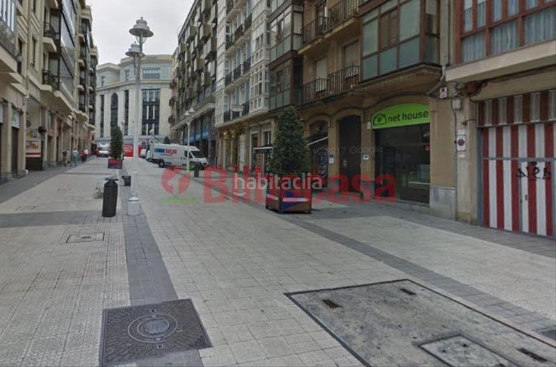 Foto cb34bae6-d7d3-4fbd-a4c2-72865bdeb778. Location parking voiture dans Plaza Circular Bilbao