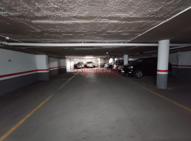 Foto becdbef7-e47b-43e4-891a-ac56a9f94322. Miete autoparkplatz in Plaza Circular Bilbao