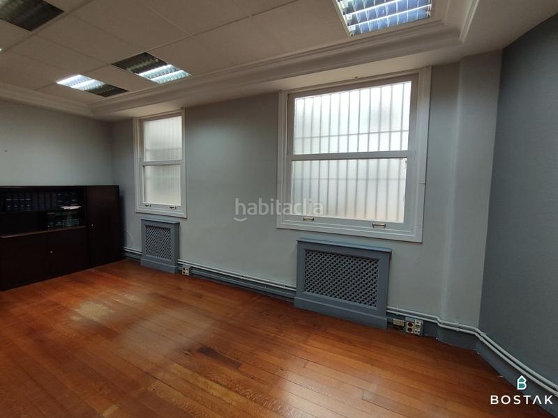 Foto 2a554d6d-739f-4eba-8575-5cf0aa4a23b2. Location bureau avec chauffage dans Zabalburu Bilbao