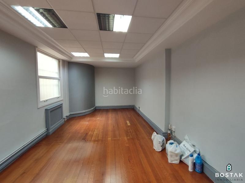 Foto 974331c7-16d7-4474-9660-11122ea063a6. Miete büro mit heizung in Zabalburu Bilbao