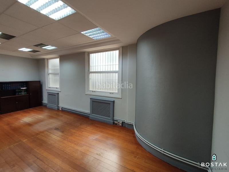 Foto 6c45329c-5f65-4b50-9d2f-13752e37594a. Rent office space with heating in Zabalburu Bilbao