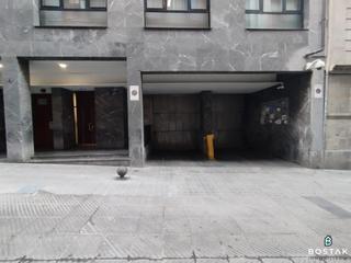 Miete Autoparkplatz in Albia. Venta de garaje en travesia uribirte