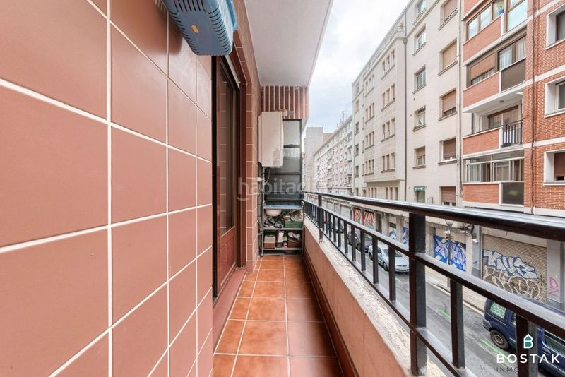 Foto 51410a66-df1a-4392-8e0f-f8a666fe8d21. Rent flat with heating in Solokoetxe Bilbao