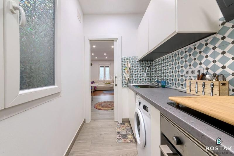 Foto 883803fb-0d6b-411d-87d7-61b97b9ad09a. Piso  en venta la vieja, balcón en Bilbao la vieja Bilbao