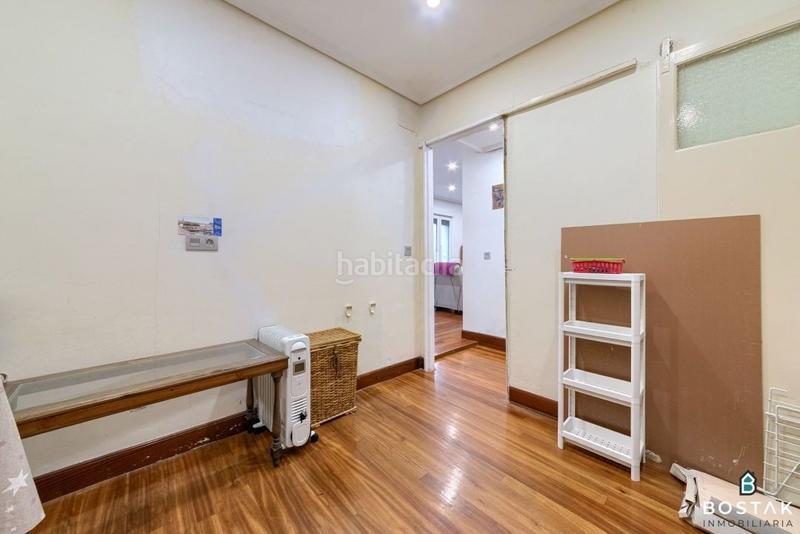 Foto b2bf00c6-4309-40df-9e33-cd7013997005. Piso  en venta la vieja, balcón en Bilbao la vieja Bilbao