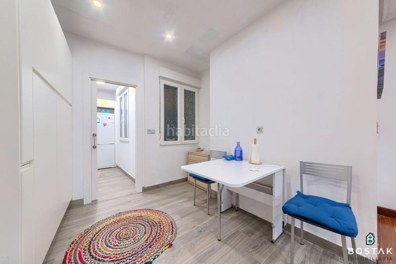 Foto ddfb67d1-2f80-435f-be2a-bd830f9cdb17. Piso  en venta la vieja, balcón en Bilbao la vieja Bilbao