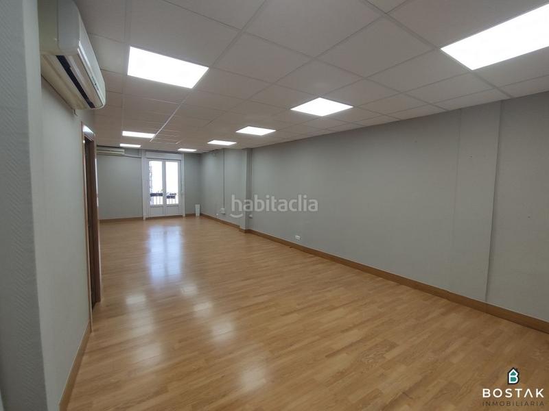 Foto 3d1d7ab0-2104-45f1-bdd0-695f8913cfd9. Affitto ufficio con riscaldamento in Plaza Circular Bilbao