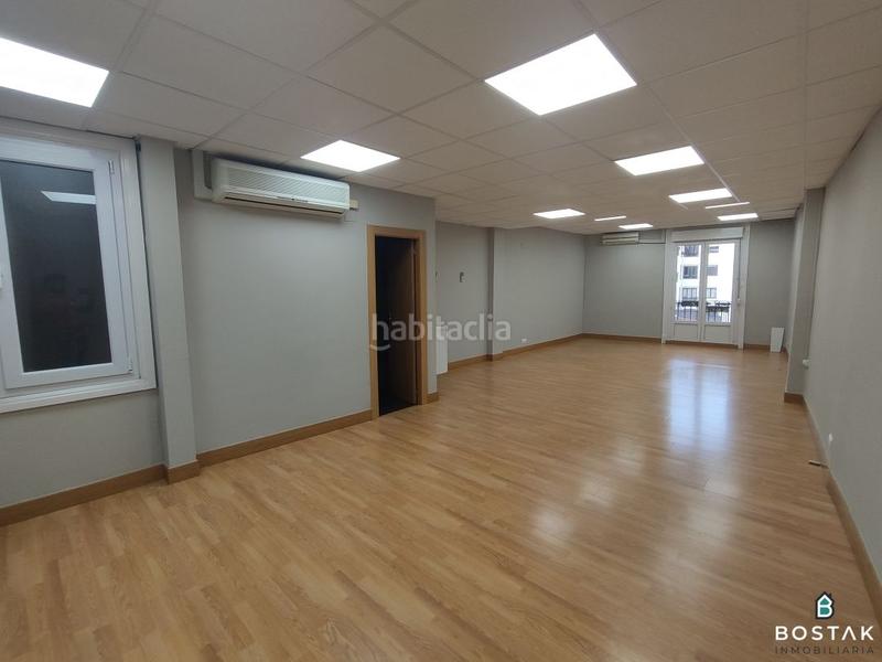 Foto 13ee0fca-43f8-4f8e-83e3-4570f99fa014. Location bureau avec chauffage dans Plaza Circular Bilbao