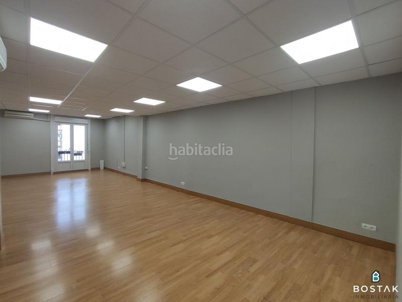 Foto 87e0daf2-5d13-4b17-b379-954ec46560e6. Location bureau avec chauffage dans Plaza Circular Bilbao