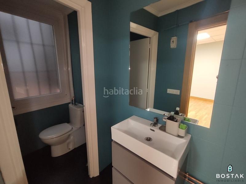 Foto 104ac18f-d8d9-4911-afc9-6b77b4ec33fa. Rent office space with heating in Plaza Circular Bilbao