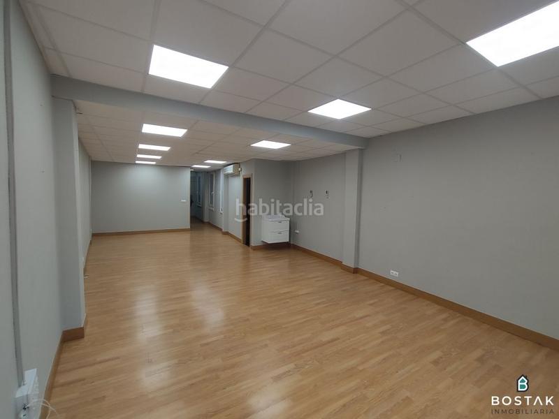 Foto 209d0261-94fb-4728-a9ed-32a93fcbc521. Rent office space with heating in Plaza Circular Bilbao