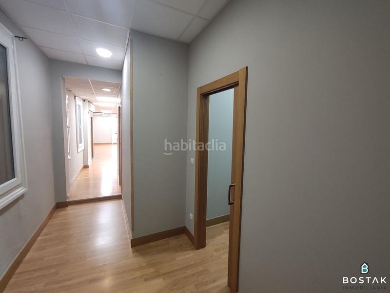 Foto ec4981ac-9eae-494b-aa7c-839af34653e6. Rent office space with heating in Plaza Circular Bilbao