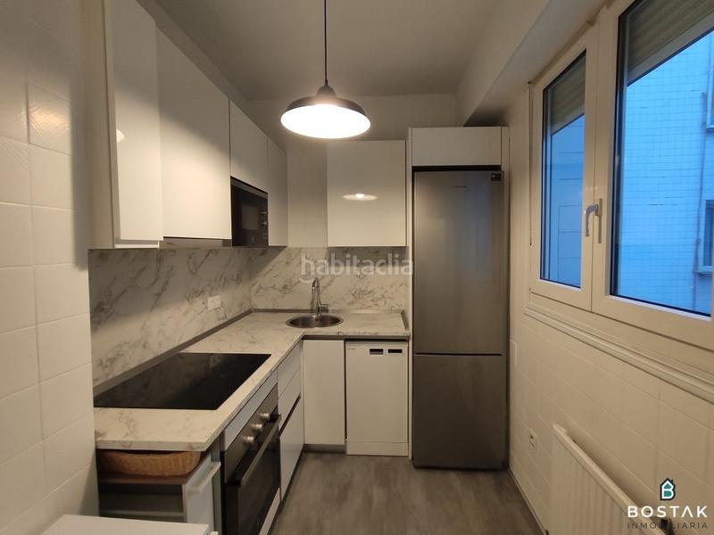 Foto bde24f68-f105-4799-9048-a504c7cc83e9. Miete etagenwohnung mit heizung in Casco Viejo Bilbao