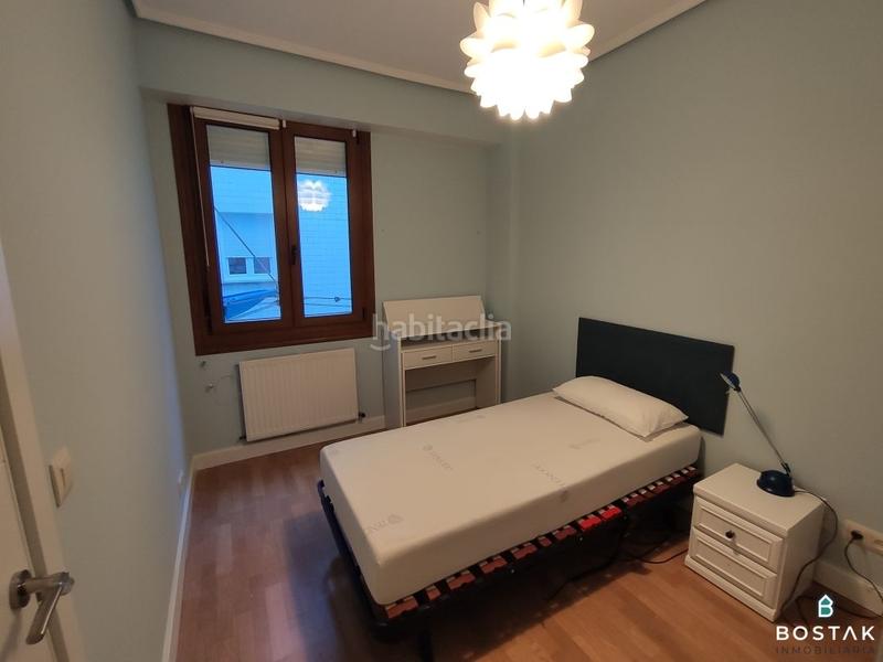 Foto 8ebcad56-f24f-4aaa-acb8-a24c7992a379. Rent flat with heating in Casco Viejo Bilbao