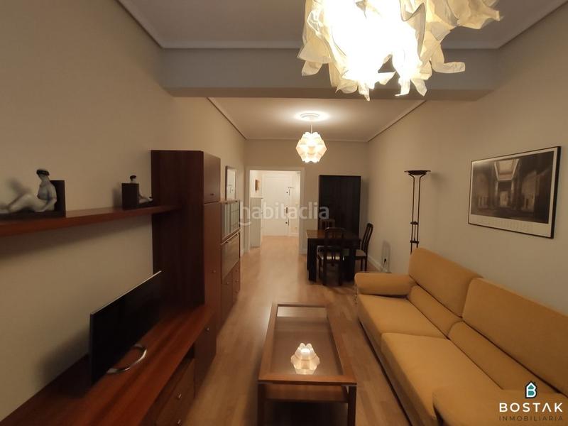 Foto ec4afbc0-424f-4802-824a-ecd6943815f0. Rent flat with heating in Casco Viejo Bilbao