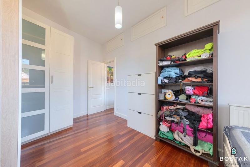 Foto 18508bb2-b343-494d-bc66-76e61ee4af46. Flat with heating in Begoña Bilbao