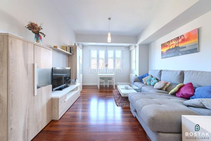 Foto ab0843b2-8d4b-49fc-ac98-747c677894d3. Flat with heating in Begoña Bilbao