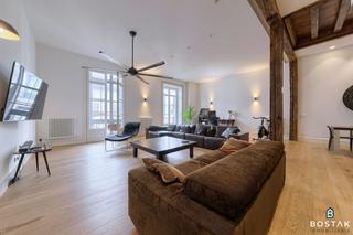 Pis en Casco Viejo. Piso en venta en casco viejo, zona santa mara, 2 balcones, mira