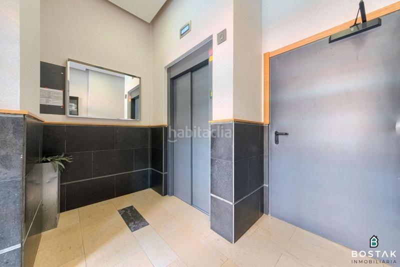 Foto a122ca2c-28d8-4614-b7c1-52b51a5eb009. Piso espectacular vivienda en la plaza del gas en Bilbao