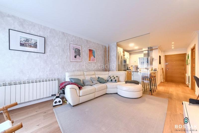 Foto a32ce269-3585-4b48-9d90-8e983d2ac3db. Piso espectacular vivienda en la plaza del gas en Bilbao