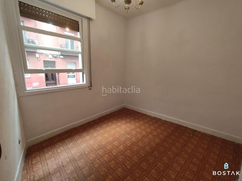 Foto 0df72f95-b4c5-46f1-8d3f-44e6d949ee24. Pis a Solokoetxe Bilbao