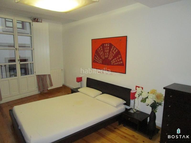 Foto 24f8af87-df4e-4e73-953a-00d73948282e. Etagenwohnung mit heizung in Casco Viejo Bilbao