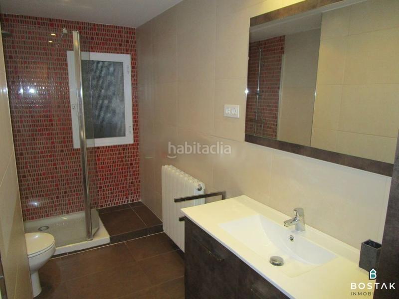 Foto e7357b38-b9b1-4209-a201-3f74fe97432e. Etagenwohnung mit heizung in Casco Viejo Bilbao