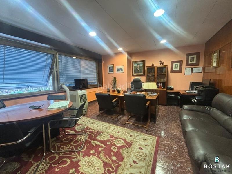 Foto 3c51aba6-978b-4430-a0b8-7d9a1c366659. Miete büro in campo de volantín pasealekua 24 in Castaños - Begoñaibarra Bilbao