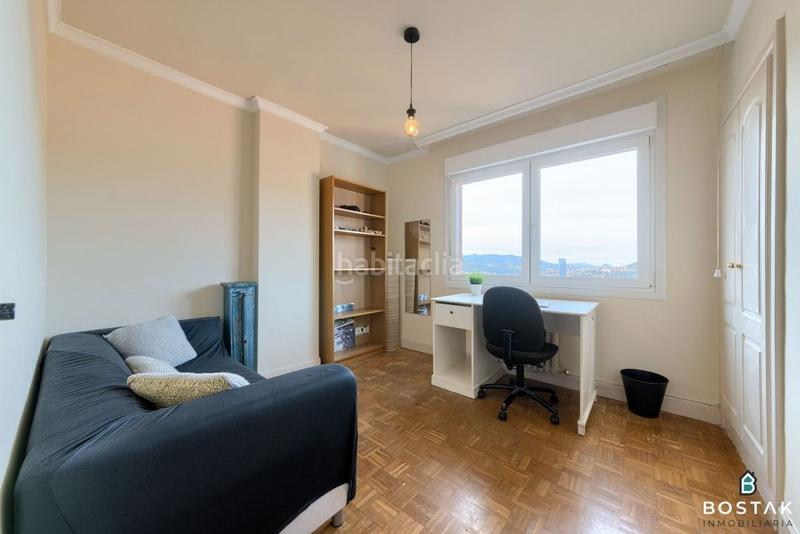 Foto 00a5acbc-b5c1-43be-ac24-7f901de2ff92. Pis amb calefacció aparcament a Zurbaran Bilbao