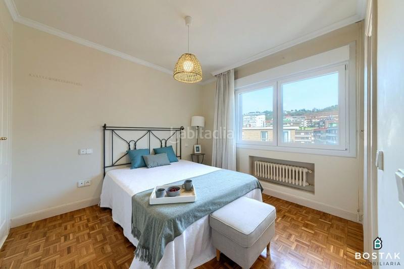 Foto 029bc44d-188b-4ee0-8ab2-33456d848e16. Pis amb calefacció aparcament a Zurbaran Bilbao