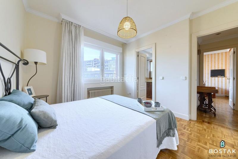 Foto 1d13075e-1a2d-4c84-b8e7-3e1c20822ecb. Pis amb calefacció aparcament a Zurbaran Bilbao